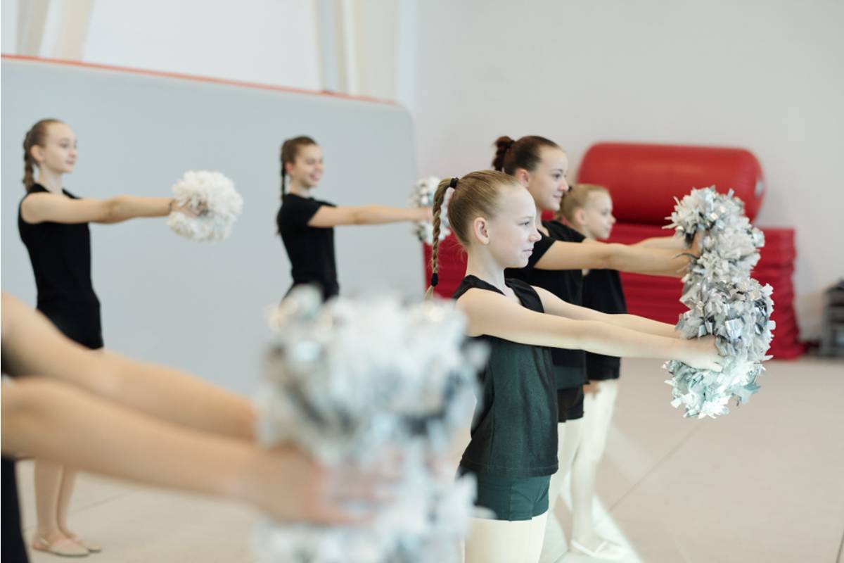 A Dad Says His Daughter's Cheer Squad Held Auditions for a Showcase and Posted Results Publicly Online With No Warning, and His Daughter Found Out She Was Cut From a Stranger's Screenshot