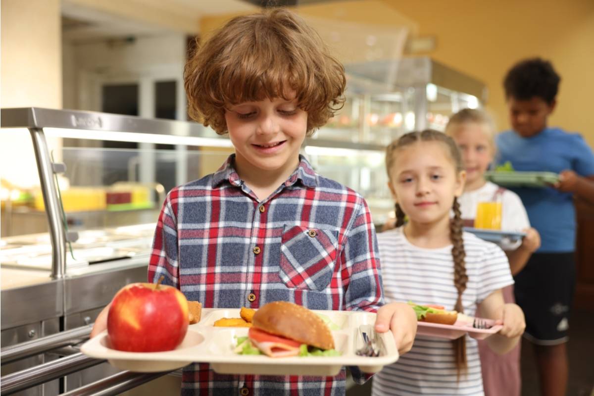 A Mom Found Out Her Son Had Been Going to His School's Free Breakfast Program Every Morning Without Telling Her Because He Didn't Want Her to Feel Bad