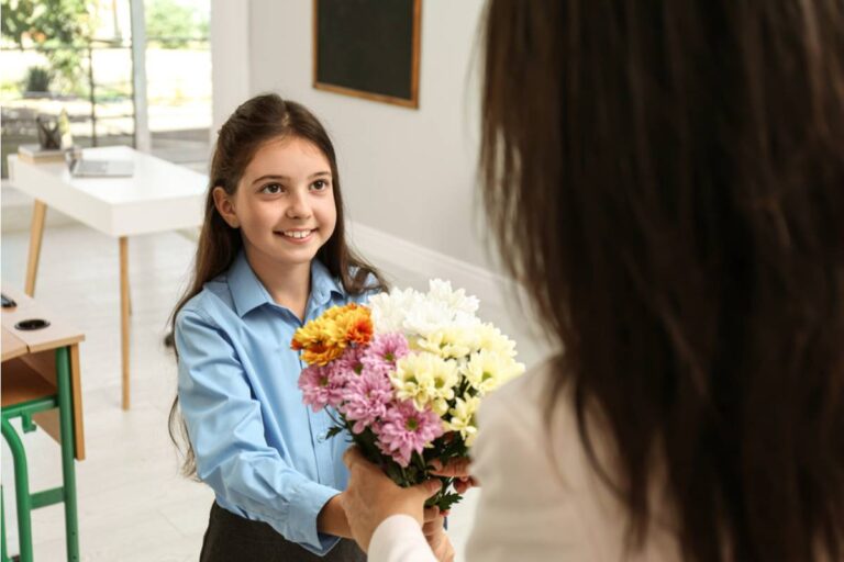 A Mom Found Out Her Son Had Been Saving His Lunch Money for Three Weeks to Buy His Teacher a Birthday Card Because He Overheard Her Say Nobody Remembered