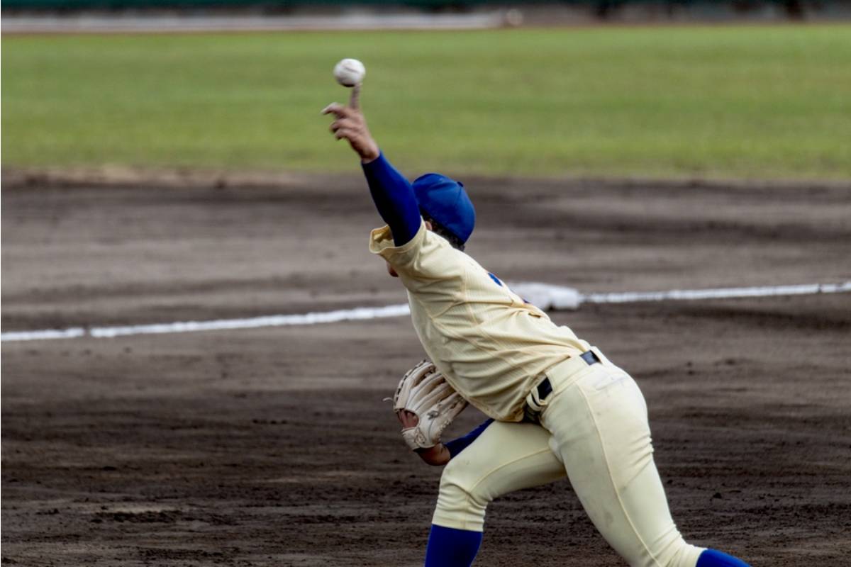 A Mom Says Her Son's Baseball Coach Told Him He Throws Like He's Afraid of Something, and Her Son Came Home and Asked If That Was True