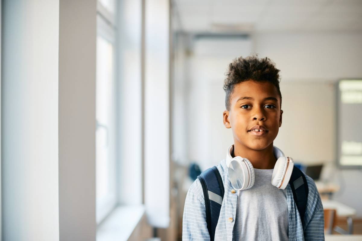 A Mom Says Her Son's School Celebrated Every Volunteer Parent by Name at the Assembly and Her Son Sat There Counting the Ceiling Tiles