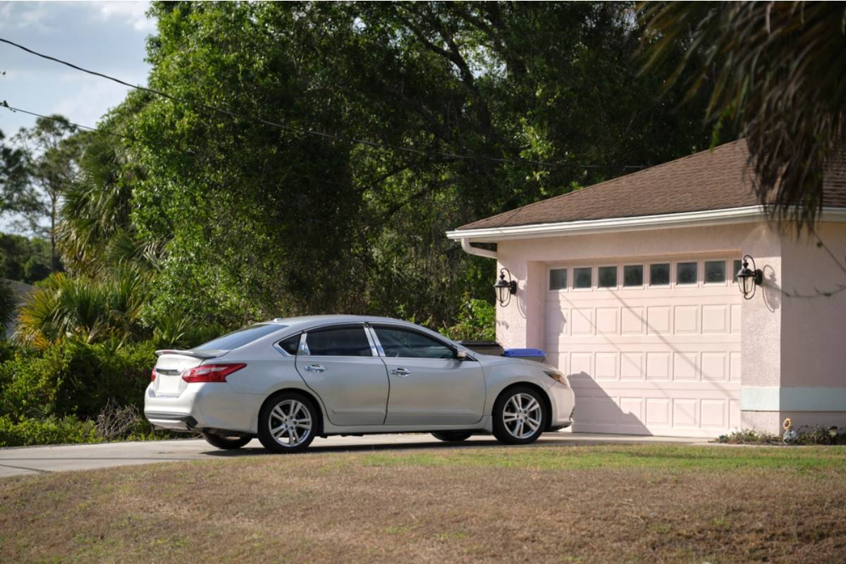 A School Counselor Says a Student Told Her He Learned to Read His Dad's Mood From the Sound of the Car Pulling Into the Driveway Before the Door Even Opened
