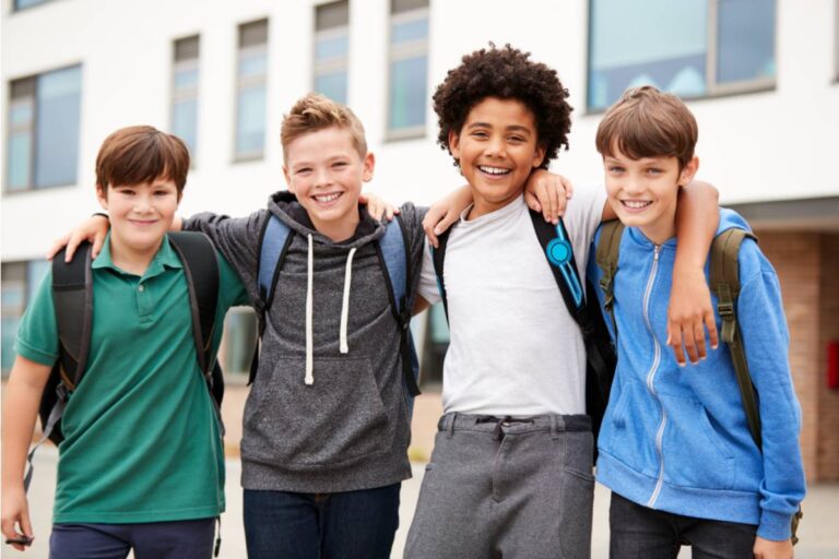 A School Counselor Says a Student Told Her He Stopped Bringing Friends Home After One of Them Asked Why It Was So Quiet in His House