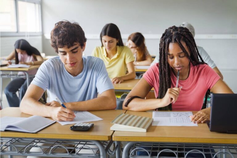 A Teacher Says She Gave Her Class an Assignment to Write About Their Hero and One Student Submitted It About a Fictional Character With a Note Saying Real People Keep Leaving