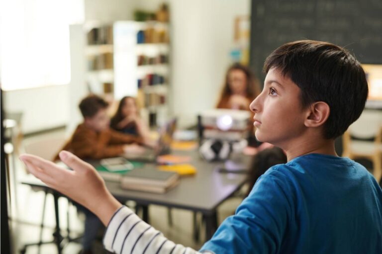 A Teacher Says She Watched a Student Erase His Name From a Group Project He Had Done Almost Entirely by Himself Because He Didn't Want the Others to Get in Trouble