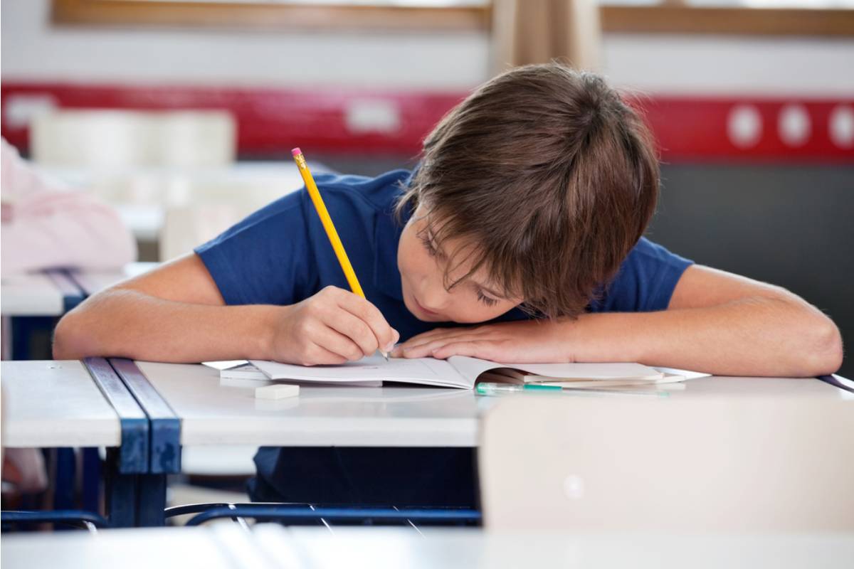 A Teacher Says She Watched a Student Spend an Entire Free Period Rewriting a Note That Said Sorry Until the Handwriting Looked Good Enough to Give