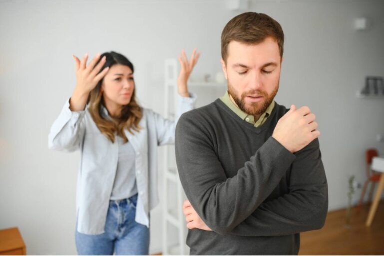 Dad Says He Refused to Let His Ex-Wife Tell Their Son He Could Live With Her Full Time Without Discussing It With Him First, Now She Says He's Putting Paperwork Above His Own Child's Happiness