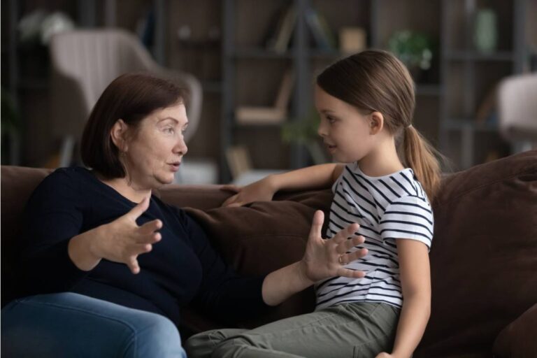 Dad Says He Refused to Let His Mother Tell His Daughter She's Too Pretty to Be So Serious All the Time, Now His Mom Says He's Raising a Girl Who Can't Take a Compliment