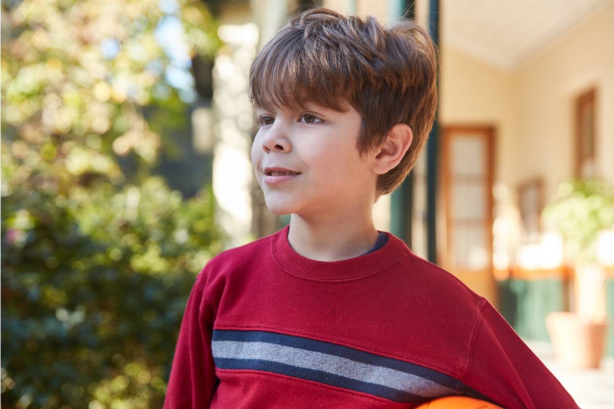 Teen Says He Refused to Let His Parents Send Him to a Summer Program Designed to "Fix His Introversion," Now His Dad Says He's "Choosing Isolation Over Self Improvement"