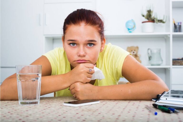Teen Says She Refused to Let Her Dad's Side of the Family Call Her by a Nickname She Has Always Hated, Now They Say She's "Too Grown for Her Own Good"