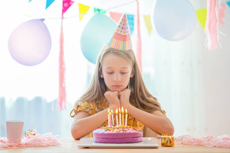 A Mom Found Out Her Daughter Had Been Skipping Her Own Birthday Celebrations at School Because Her Family Couldn't Afford to Send Treats to Share