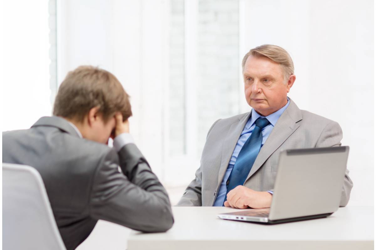 Dad Says He Refused to Let His Daughter's Boss Cut Her Hours Without Notice for the Third Month in a Row, and Confronted Him Directly