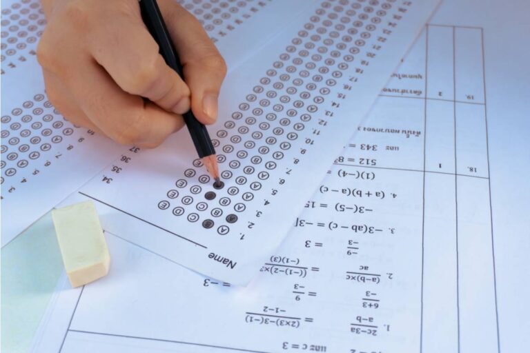 A Mom Found Out Her Son Had Been Circling the Same Answer on Every Quiz Even When He Knew It Was Wrong, Just So His Grades Wouldn't "Look Too Different"