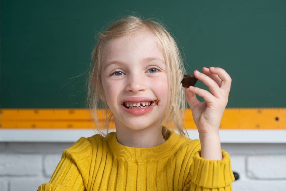 A Mom Found Out Her Daughter Had Been Bringing an Extra Snack to School Every Day for a Classmate Whose Family Was Struggling, and Never Once Mentioned It
