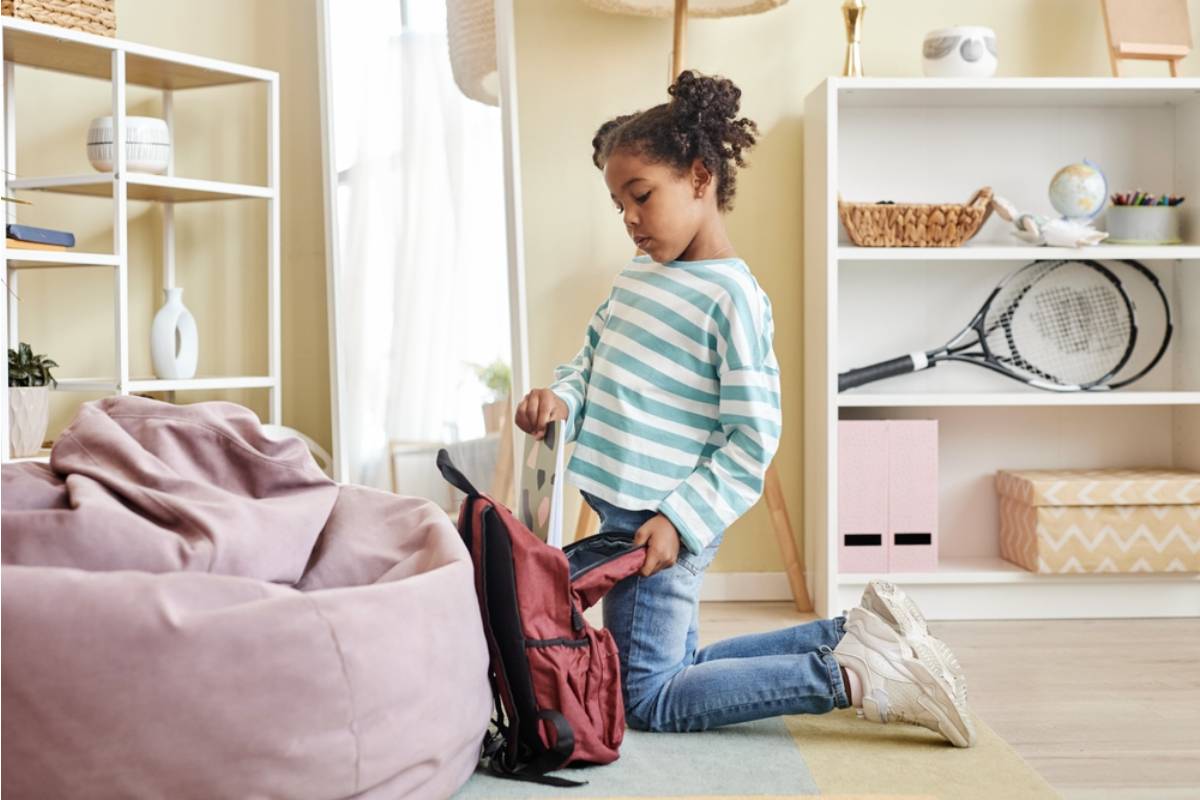 A Mom Says Her Daughter Came Home Upset Because a Classmate Said Her Backpack Looked Old, and She Realized Her Daughter Had Never Once Asked for a New One