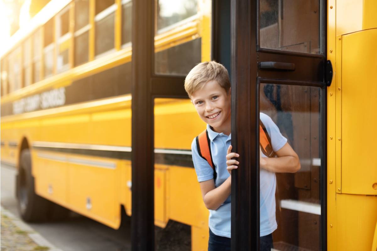 A Mom Found Out Her Son Had Been Giving His Seat on the Bus to a Younger Kid Every Day and Standing the Whole Ride Himself