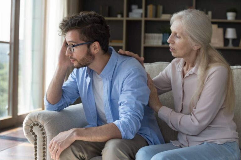 Dad Says He Refused to Let His Mother Tell His Kids That Their Cousin Was the "Smart One" of the Family in Front of Them Again