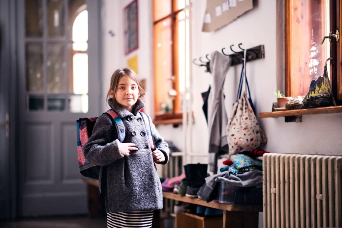 A Dad Found Out His Daughter Had Been the Reason a Classmate With No Winter Coat Suddenly Had One, and She Never Told Him Where Hers Went