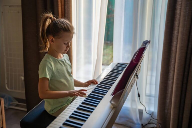 A Mom Says Her Daughter's Piano Teacher Cancelled Lessons Three Times in a Row but Still Charged Full Price, Calling It "Studio Policy"