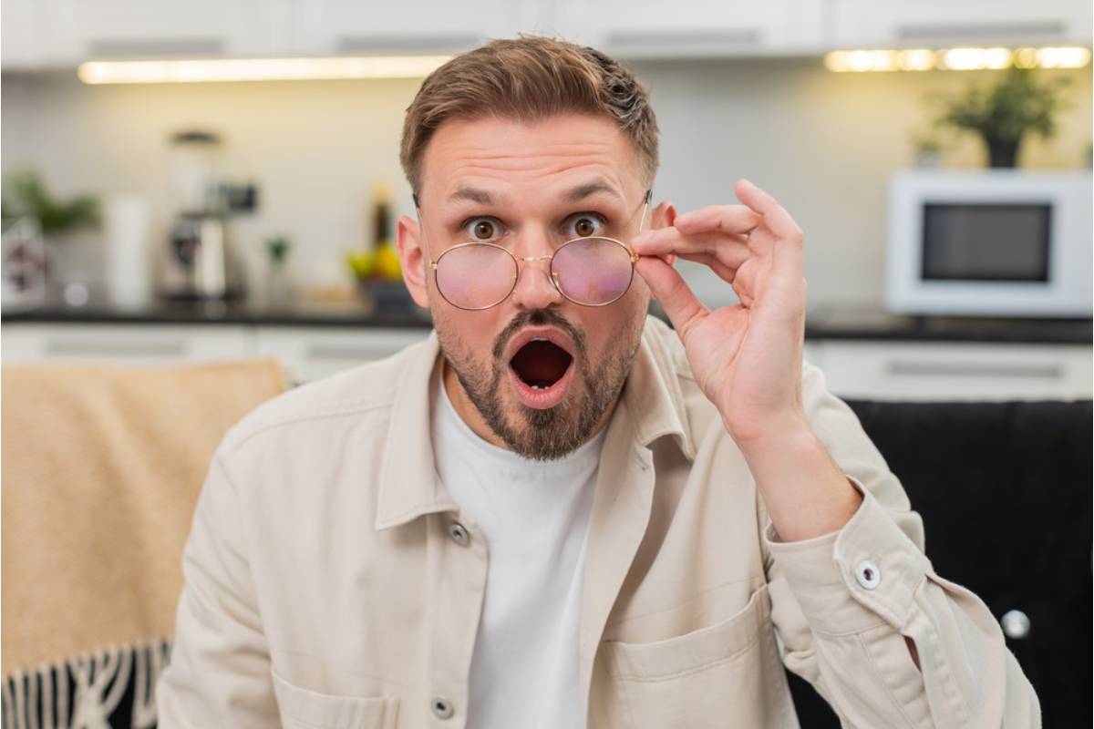 A Dad Found Out His Daughter's Private Tutor Had Been Giving Her Answers Instead of Actually Teaching Her the Material for Months