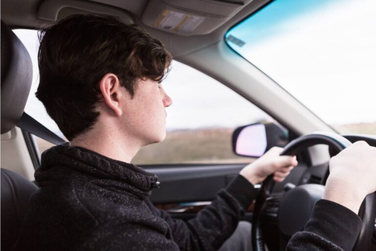 Dad Says He Refused to Let His Son Get His License the Week He Turned 16 Because His Grades Had Slipped, Now His Son Says He's "Punishing Him Twice for One Bad Report Card"