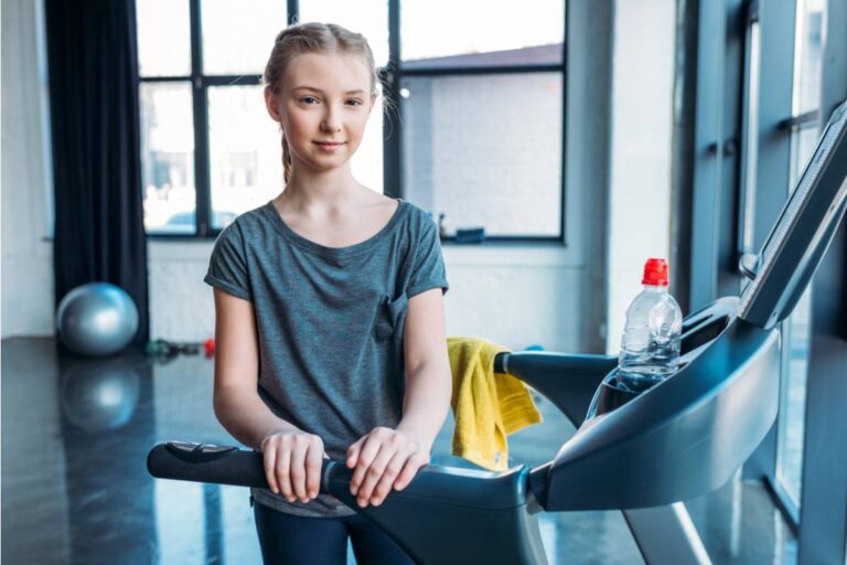 A Mom Says Her Daughter's Gym Requires a "Spirit Wear" Purchase Every Season From a Vendor Owned by the Owner's Spouse