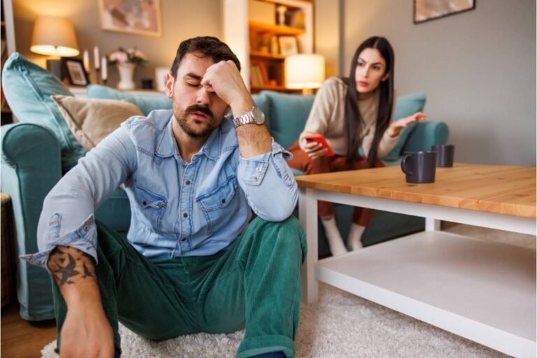 A Dad Says He Has Been Supporting His Family for 10 Years While His Wife Works Only a Few Days a Week, and Now She's Angry He Wants Her to Earn More