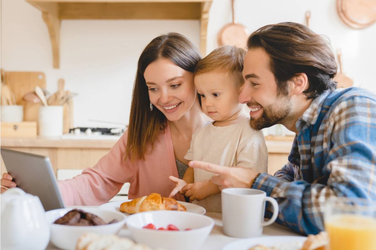 A Mom Says Her Husband Keeps Sending Their Toddler to the Grandparents Whenever Things Get Hard, and She Finally Realized What Was Really Bothering Her