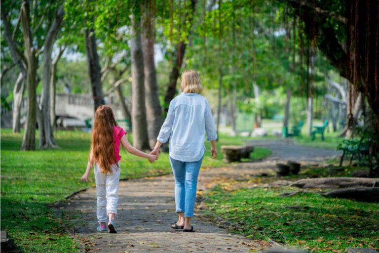 A Mom Says Her Only Daughter Wants to Go Out Every Day, So She Started Spending 6–8 Hours Outside With Her Until She Realized She Was Doing Too Much