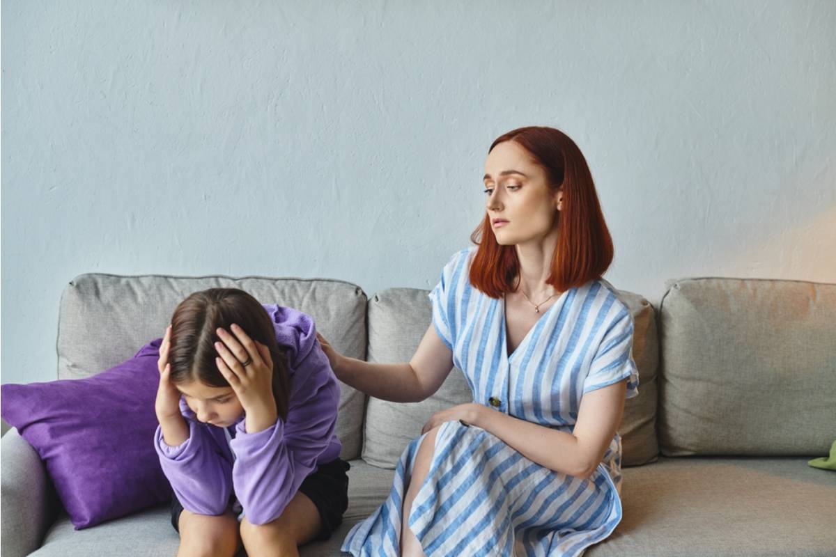 Her 8-Year-Old Daughter Kept Repeating Things People Had Said, Until One Family Realized She Was Learning a Lesson About Privacy