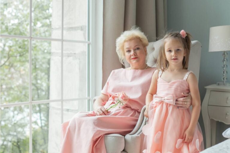 A Mom Says Her Daughter's Godmother Hasn't Called or Visited in Three Years, but Still Expects to Be Introduced as Family at Every Event