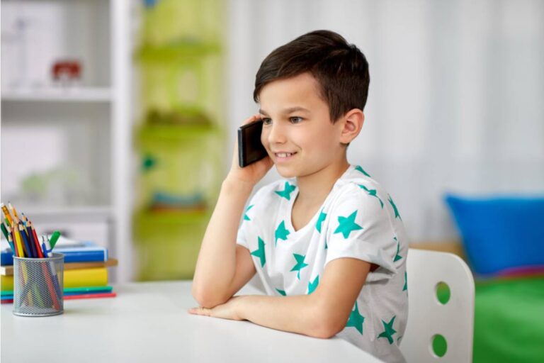 A Teacher Says a Student Asked Her What It Means When Your Dad Calls From a Number You're Not Allowed to Save in Your Phone