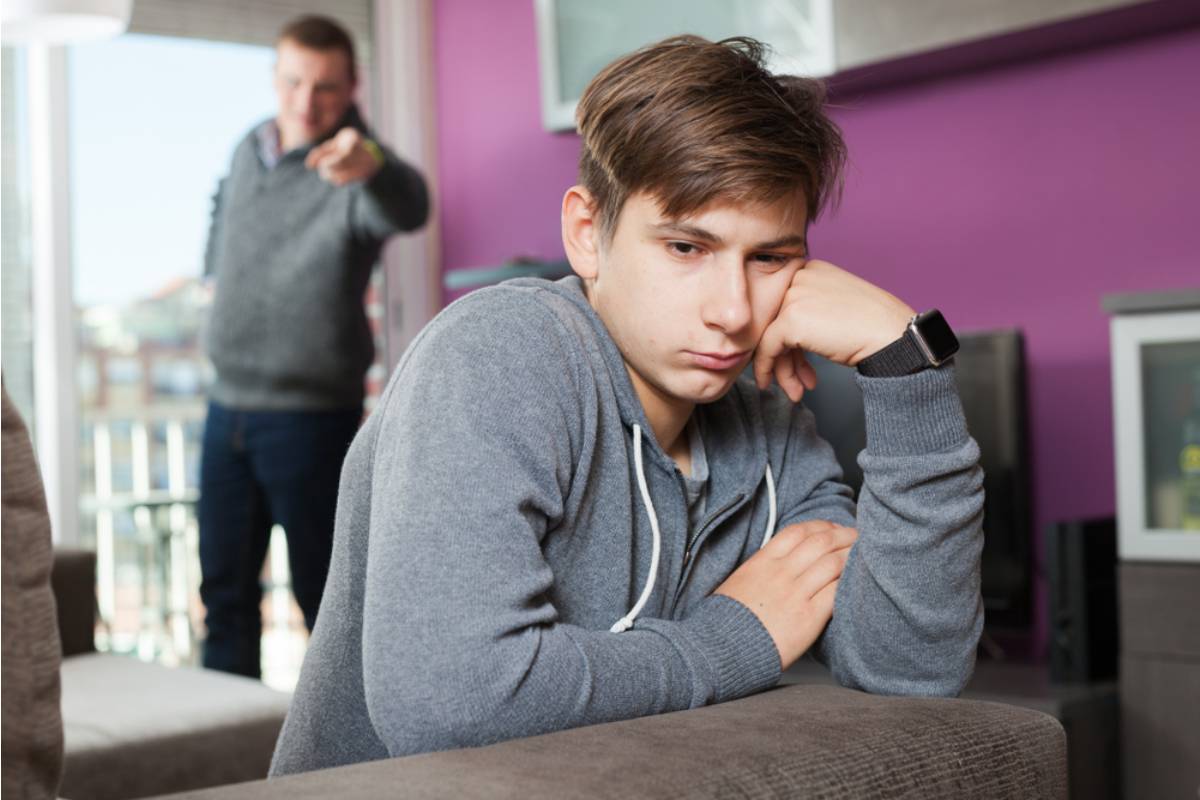 Father Kicks His 18-Year-Old Child Out, Then Gets Furious When They Go No Contact