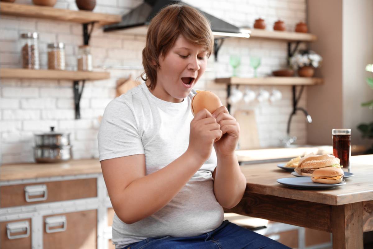 Dad Says He Refused to Let His Mother Comment on His Son's Weight at the Table One More Holiday in a Row