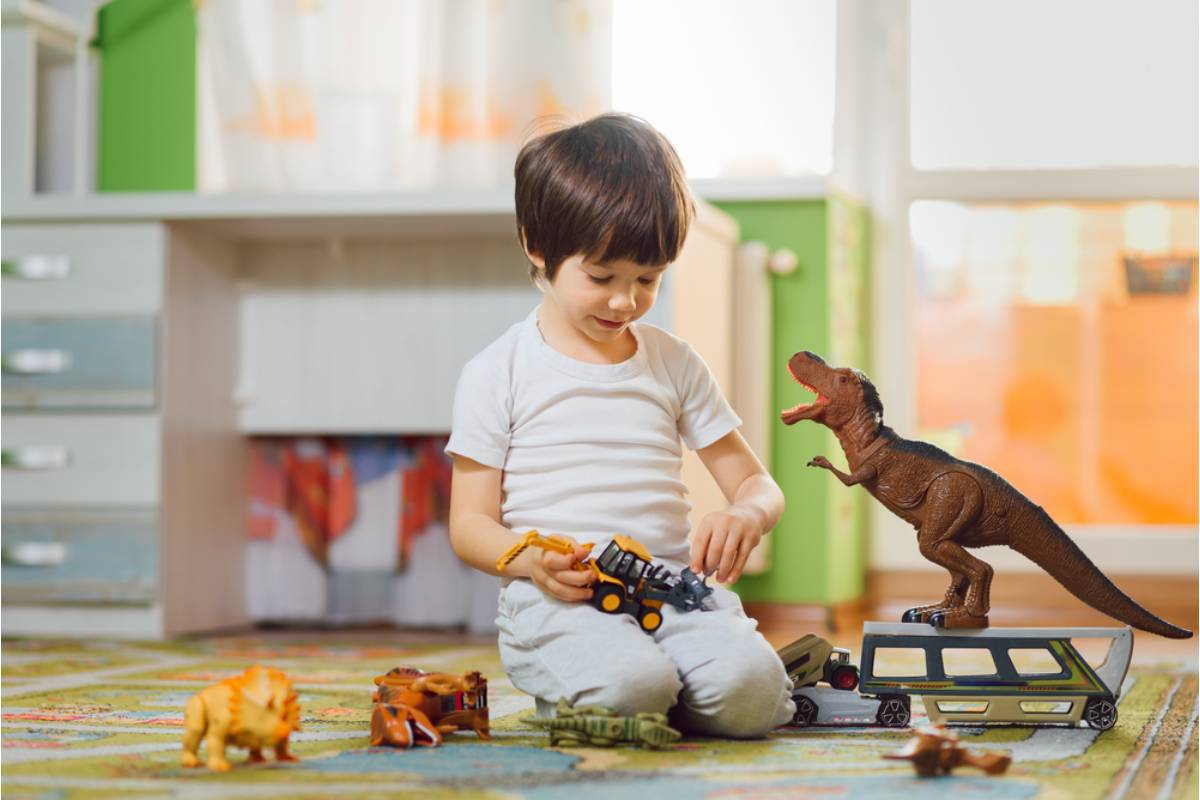 Toddler Wants a Dinosaur Room, But Parents Worry the Phase Won’t Last