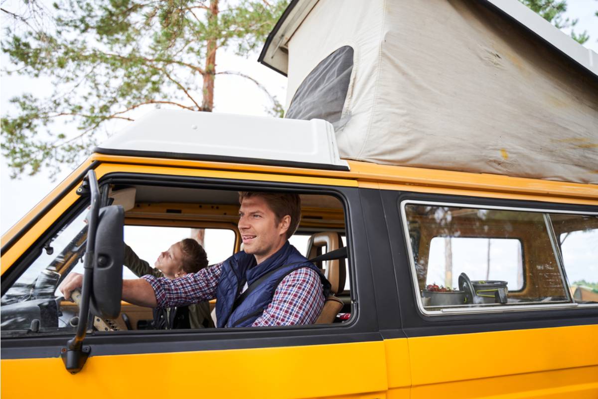 Dad Says He Refused to Let His Sister Borrow the Family Camper Without a Written Return Date After Losing Track of It Last Summer