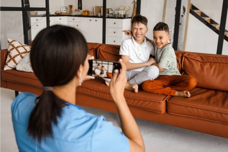 Dad Says He Refused to Let His Sister-in-Law Photograph His Kids for Her Business Page Without Asking First
