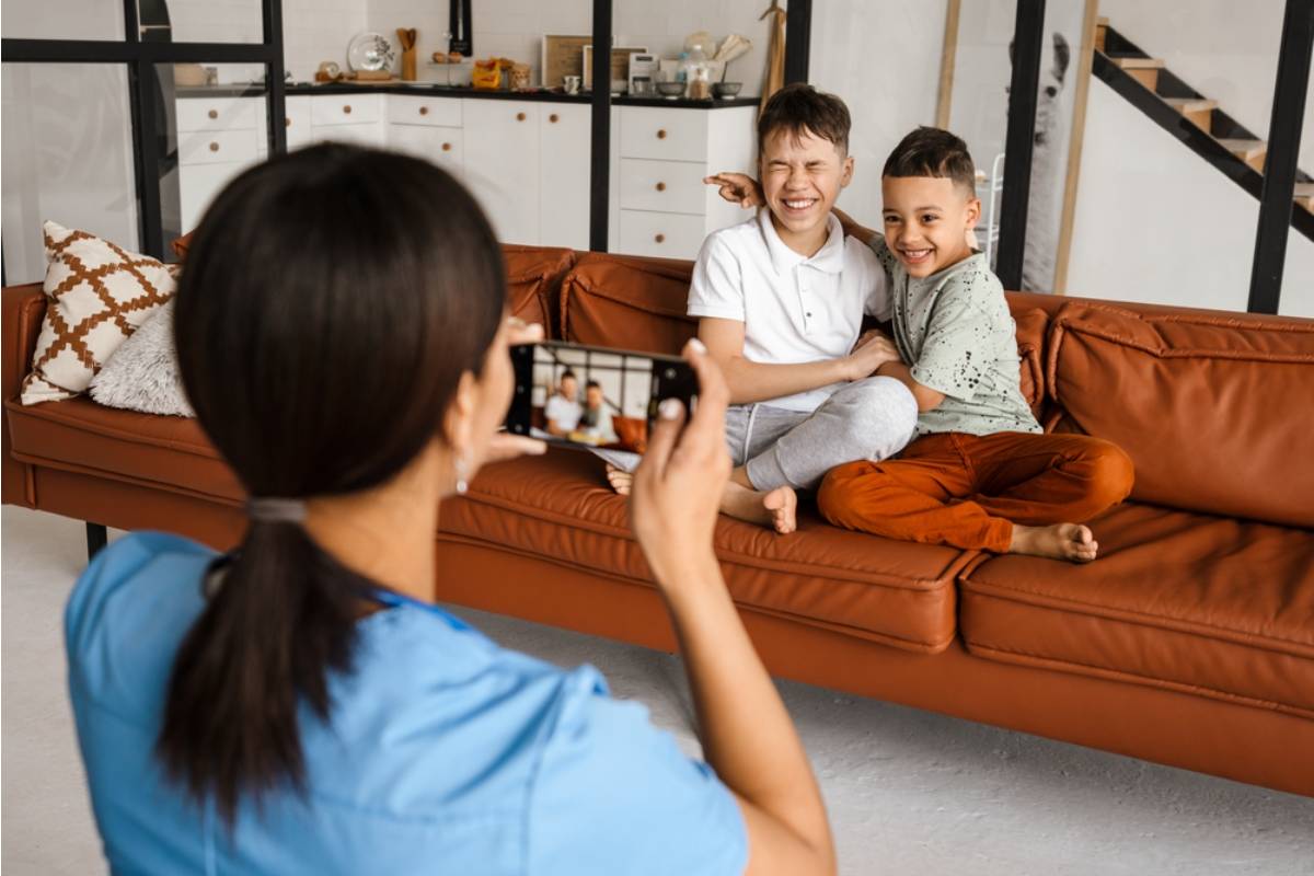 Dad Says He Refused to Let His Sister-in-Law Photograph His Kids for Her Business Page Without Asking First
