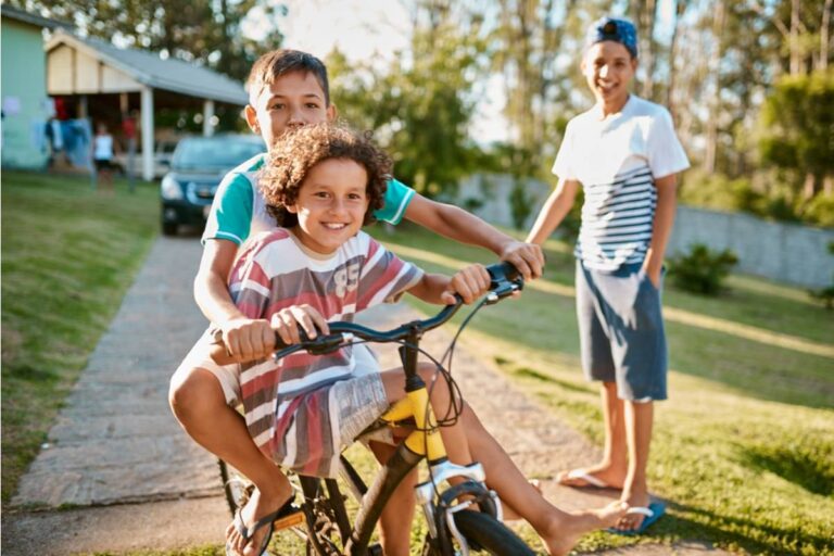 A Mom Says Her Neighbor's Kids Come to Her House Every Day After School Because No One Is Home at Theirs Until Seven