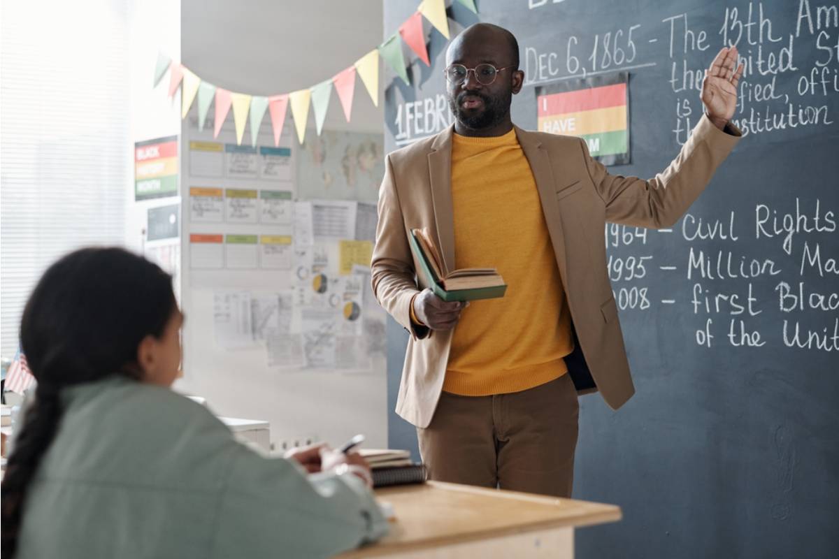Three History Teachers Were Hired as Top Performers, Then Their Careers Suddenly Collapsed at the Same School