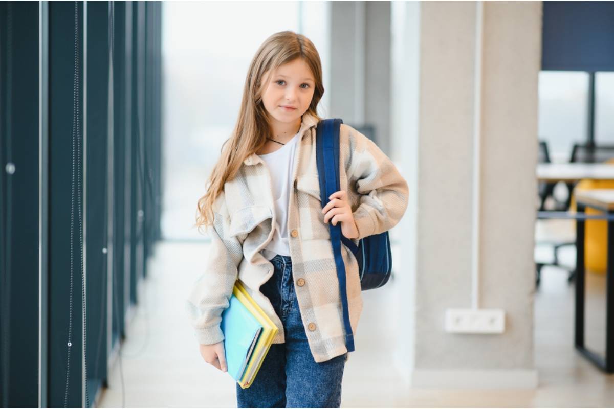 A Mom Found Out Her Daughter Had Been Giving Her Extra Hall Pass Minutes to a Classmate Who Needed Longer Bathroom Breaks for a Medical Reason