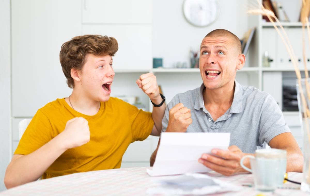 Dad Says His Son Is Leaving for College in Two Days, and Suddenly Every Childhood Memory Feels Like It Happened Yesterday