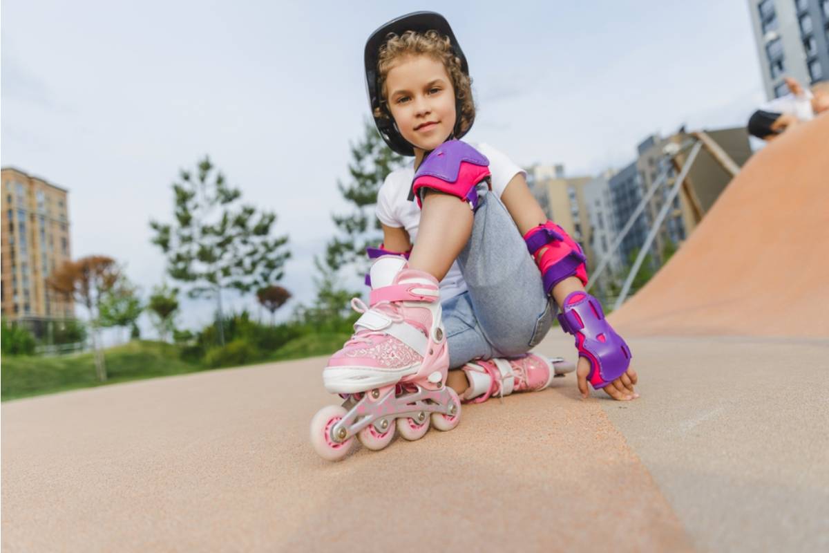 A Mom Found Out Her Daughter Had Been Skipping the Roller Skating Field Trip Every Year Because She Never Learned and Didn't Want an Audience