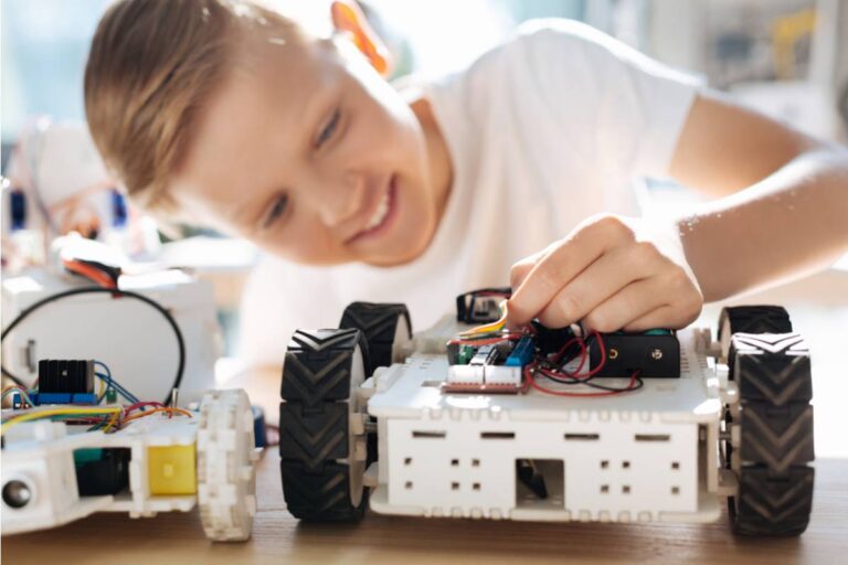 A Teacher Says a Student's Science Fair Project Was Disqualified for Using "Too Advanced" Methods for His Grade, and His Parents Never Even Helped