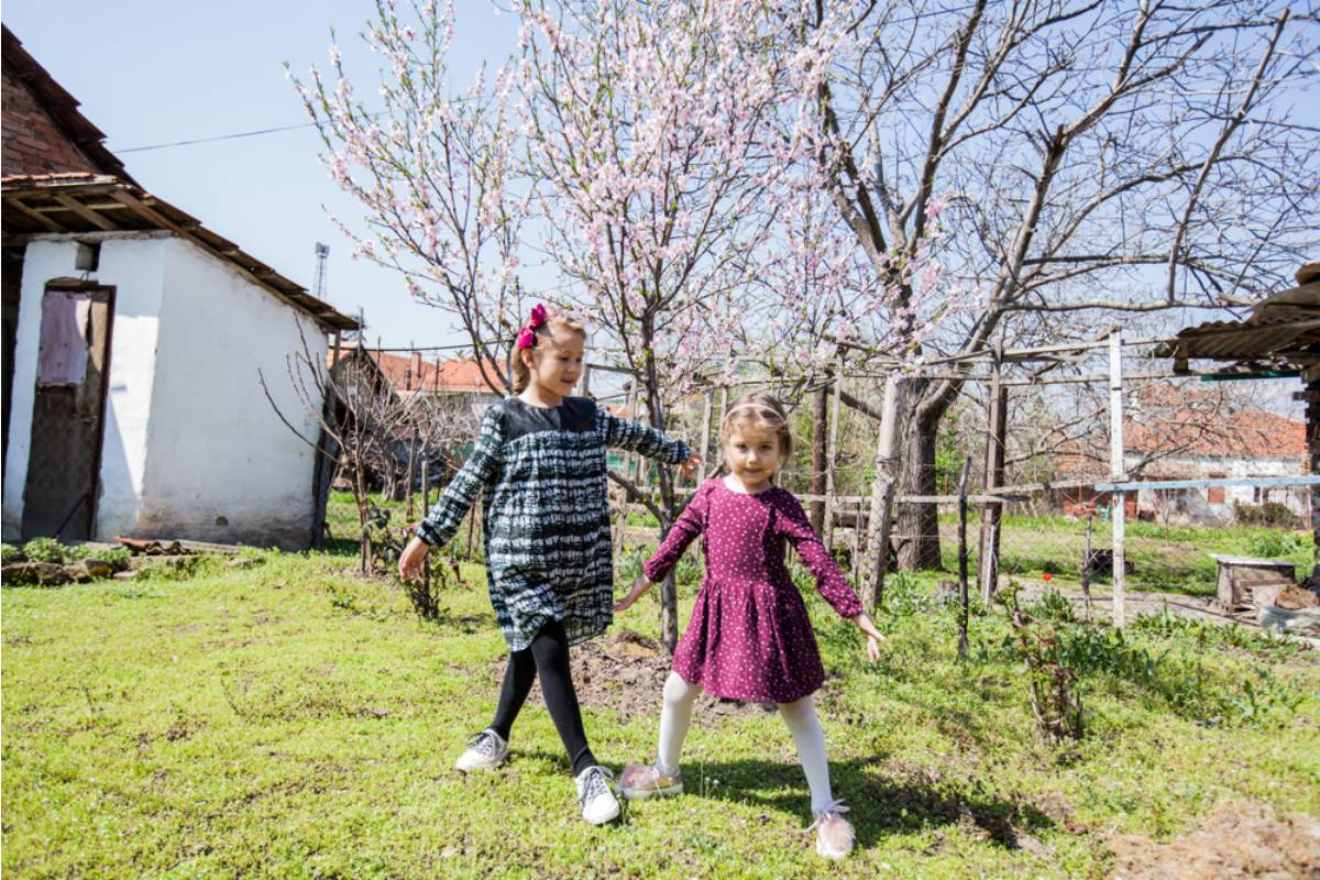A Dad Says His 16-Year-Old Keeps Getting Visits From Two Young Girls Who Want to Play, and He Is Not Sure Where to Draw the Line