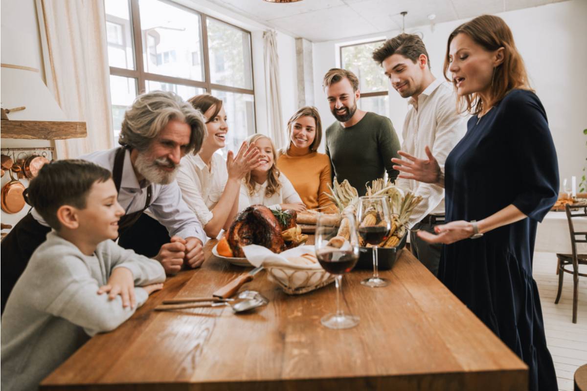 A Dad Says His Family's 20-Person Thanksgiving Has Outgrown Every House, and His Cousins Still Asked Him to Host It