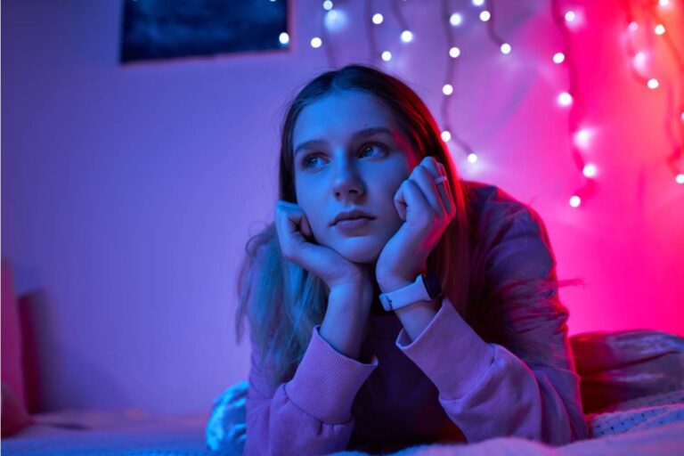 A Mom Says Her 18-Year-Old Niece Started Coming Home at 2 A.M. After Getting a Boyfriend, and Suddenly the House Rules Became Much Harder to Explain