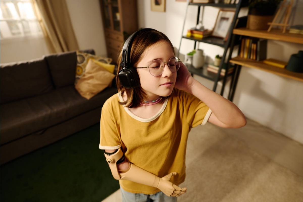A Mom Says Her Daughter's Music Hobby Now Costs More Than Everything Her Son Does Combined, and She's Worried She's Accidentally Playing Favorites