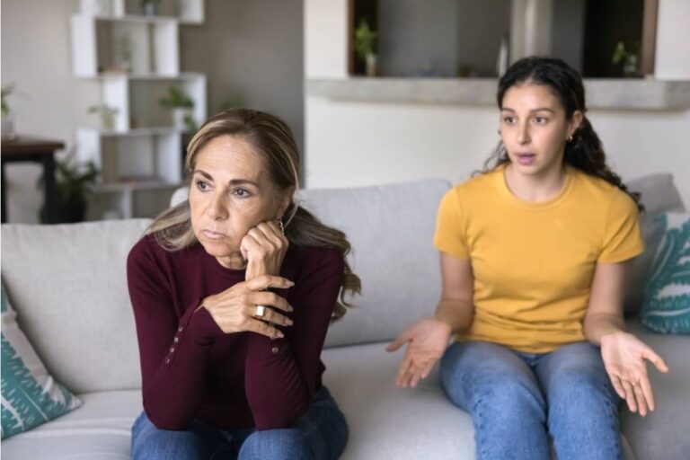 A Mom Says Her Freshman Daughter Begged Her Not to Attend the First Football Game, Then Started Throwing Things When She Wouldn't Back Down
