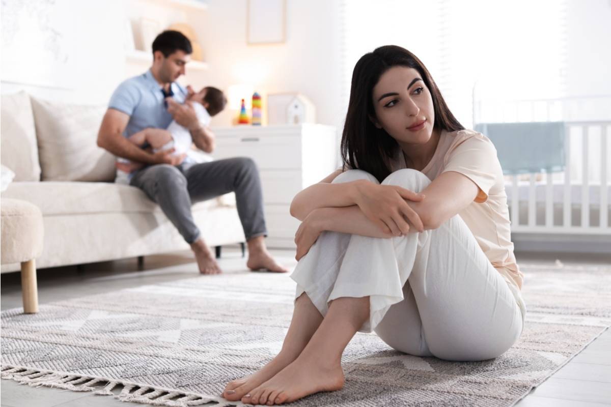 A Mom Says Her Husband Wants Constant Praise for Making Dinner and Cleaning Up, but She Still Can’t Forget How Alone She Felt With Their Baby